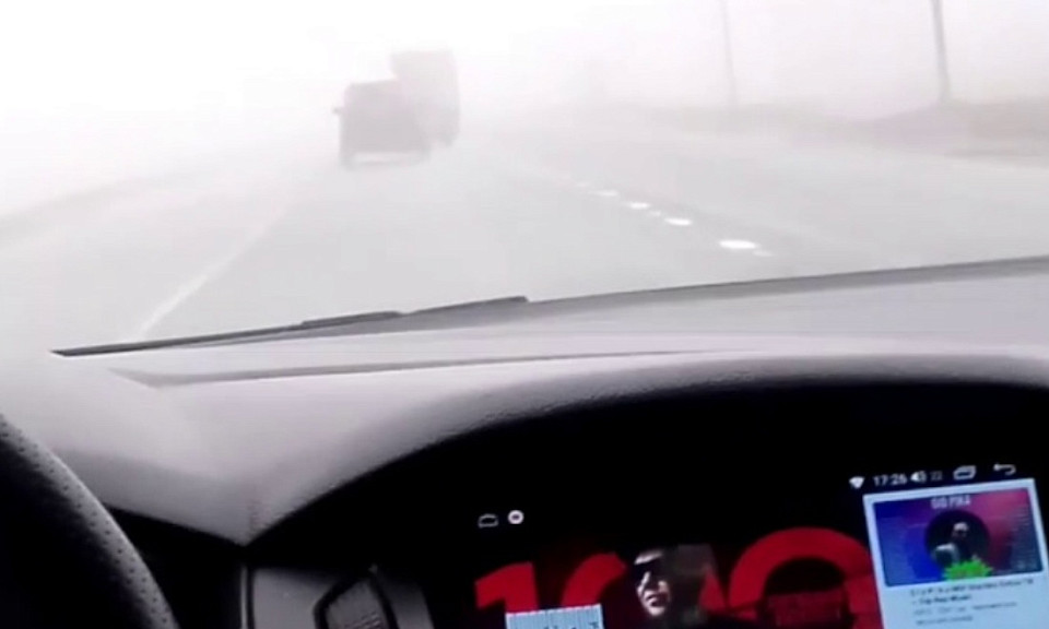 Густой туман накрыл трассу Барнаул - Новосибирск