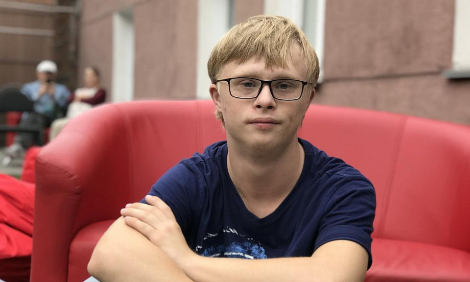 В Новосибирске мама парня с синдромом Дауна рассказала о его детстве
