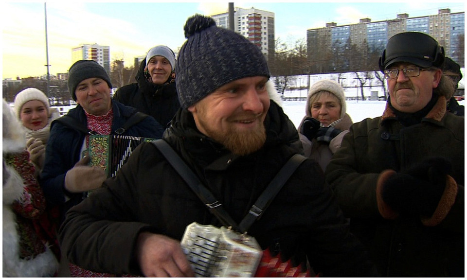 В Новосибирске неизвестные украли инструмент на съёмках шоу «Играй, гармонь!»