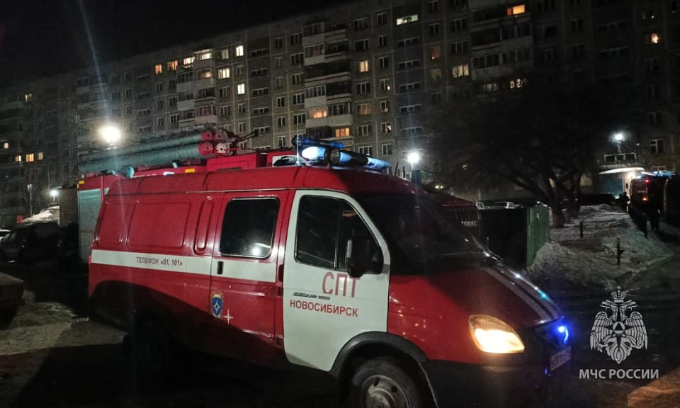 В Новосибирске непотушенная сигарета привела к пожару и гибели двух мужчин