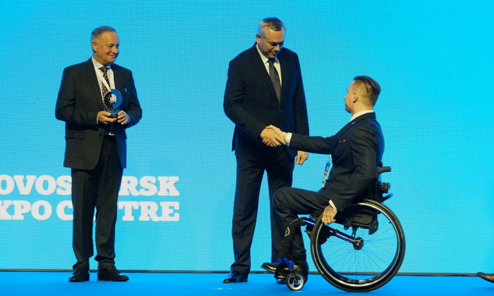 Губернатор Новосибирской области наградил победителей национального IT-конкурса