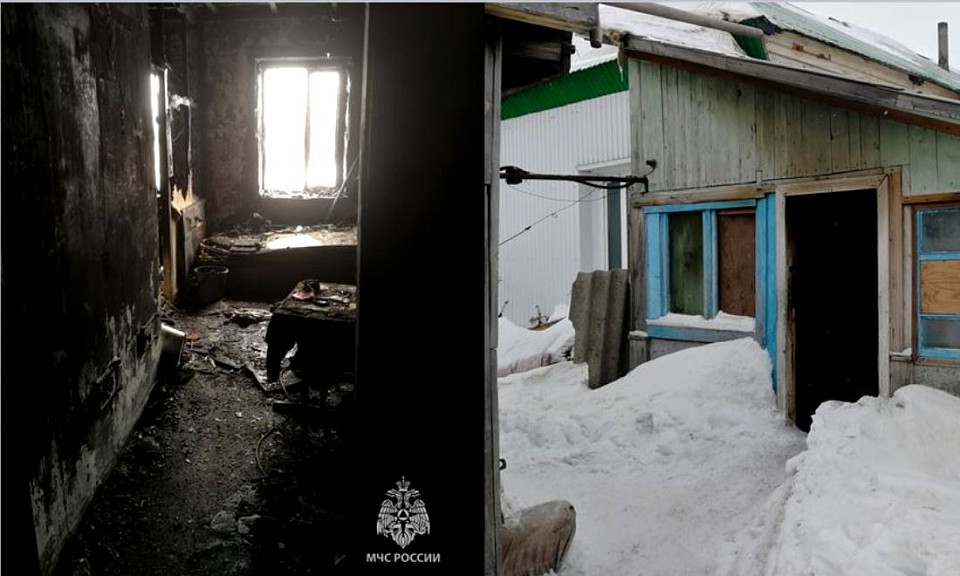 Пожилая женщина и мужчина найдены на пепелище дома в Карасукском районе