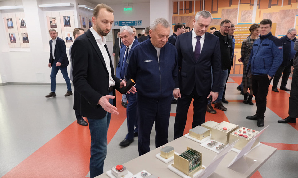 Делегация «Роскосмоса» оценила научный потенциал Новосибирской области
