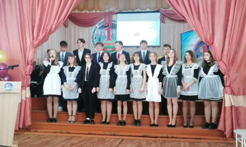 Последние школьные звонки прозвенели в куйбышевских школах