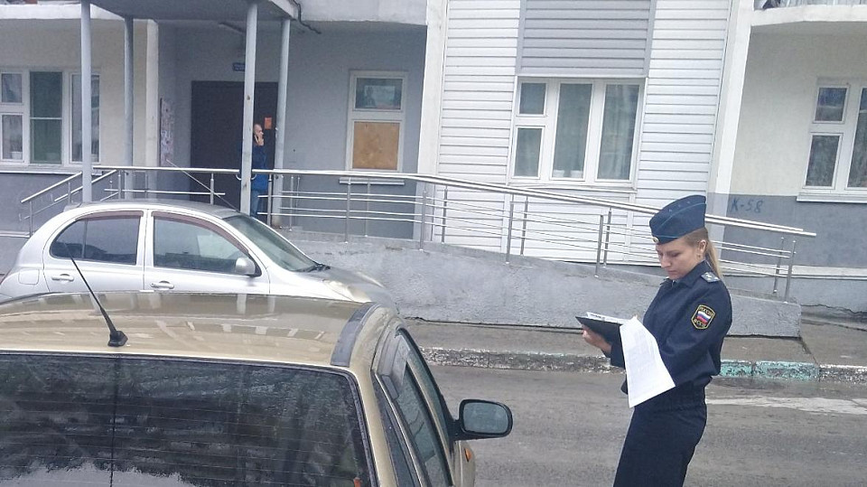 Арест недвижимости вынудил женщину оплатить налоги на 350 тысяч рублей