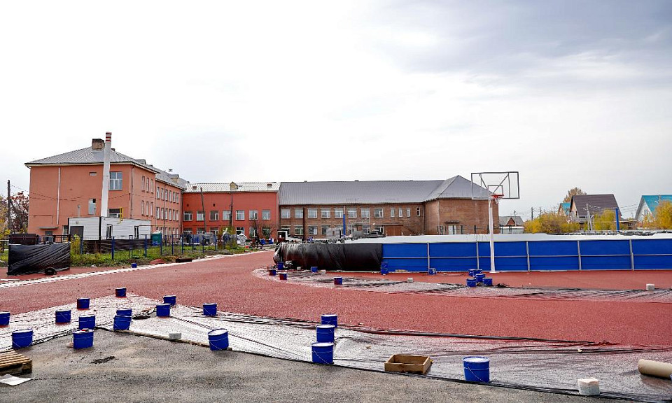 В селе Толмачёво при поддержке «Единой России» возводят спорткомплекс